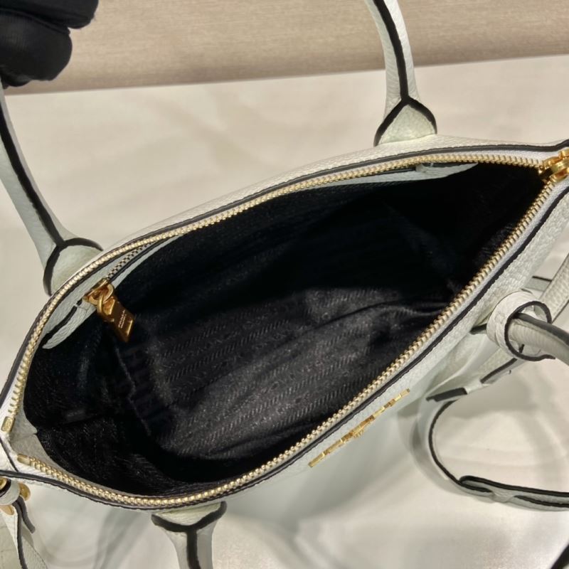 Pra*a top handle bags